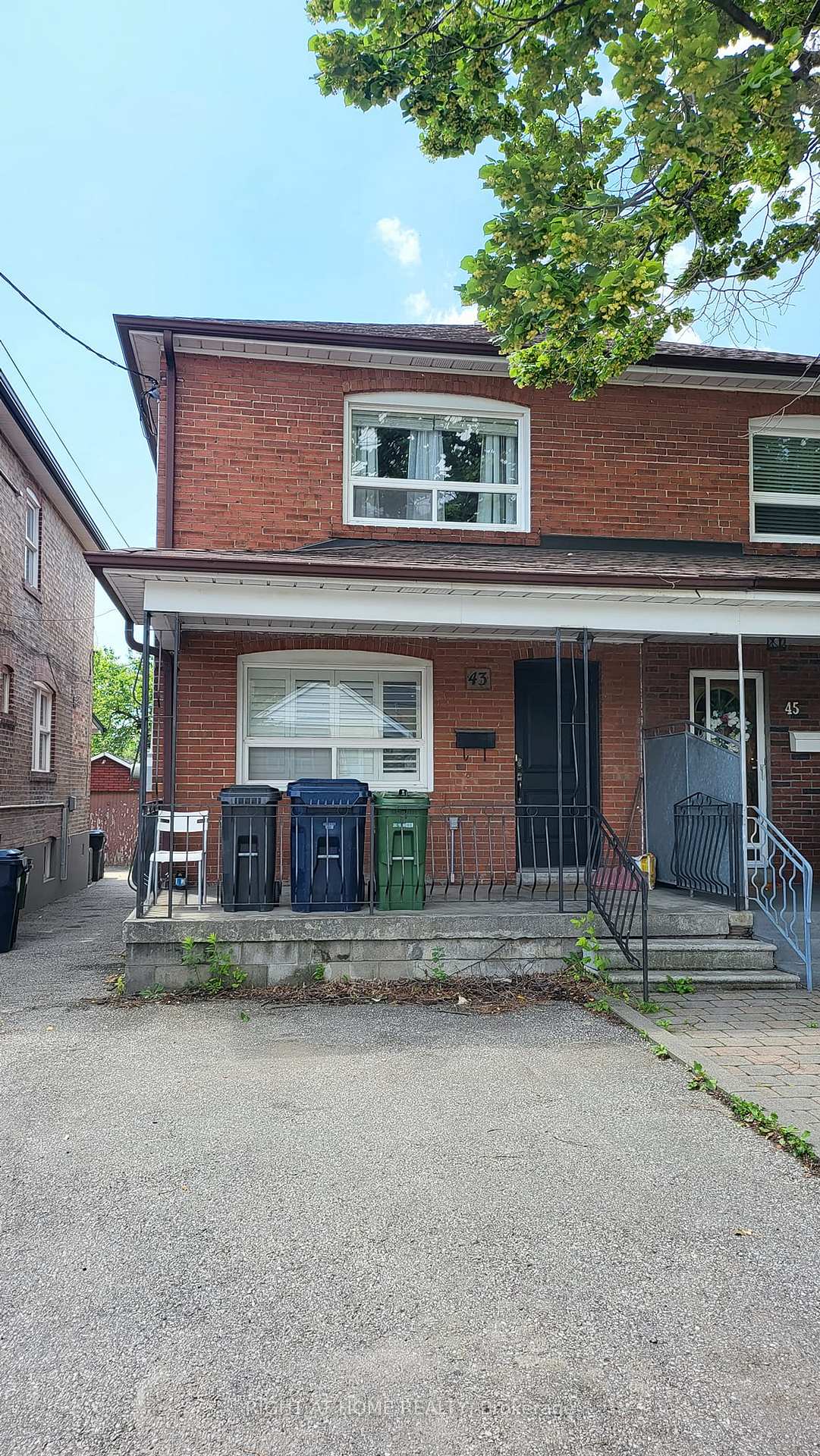 43-bowie-avenue-toronto-north-york-ontario-w13650952