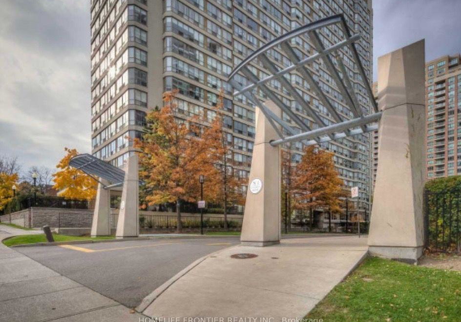 1359-rathburn-road-mississauga-ontario-w13651000