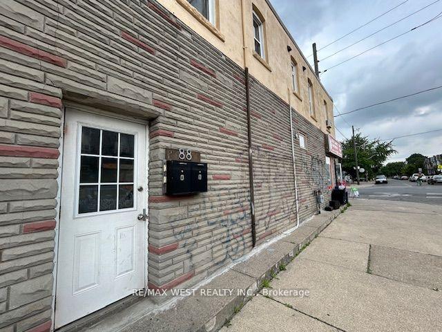 88-uxbridge-avenue-toronto-toronto-ontario-w13651024