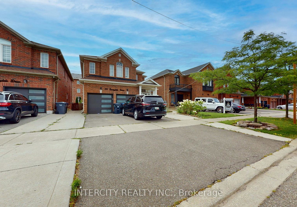 392-derrydale-drive-mississauga-ontario-w13651036
