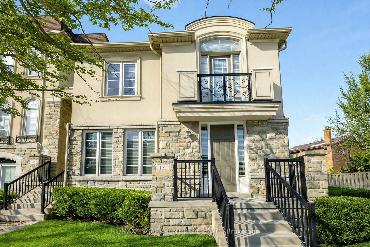131-robert-speck-parkway-mississauga-ontario-w13651058