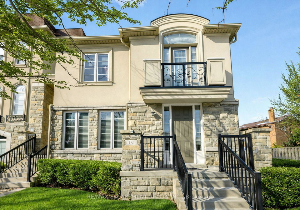 131-robert-speck-parkway-mississauga-ontario-w13651058