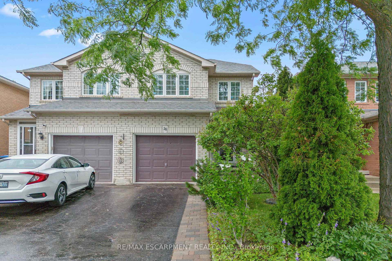 16-whiteface-crescent-brampton-ontario-w13651106