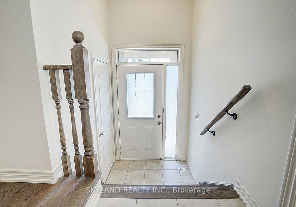 459-dundas-street-e-oakville-ontario-w13651126