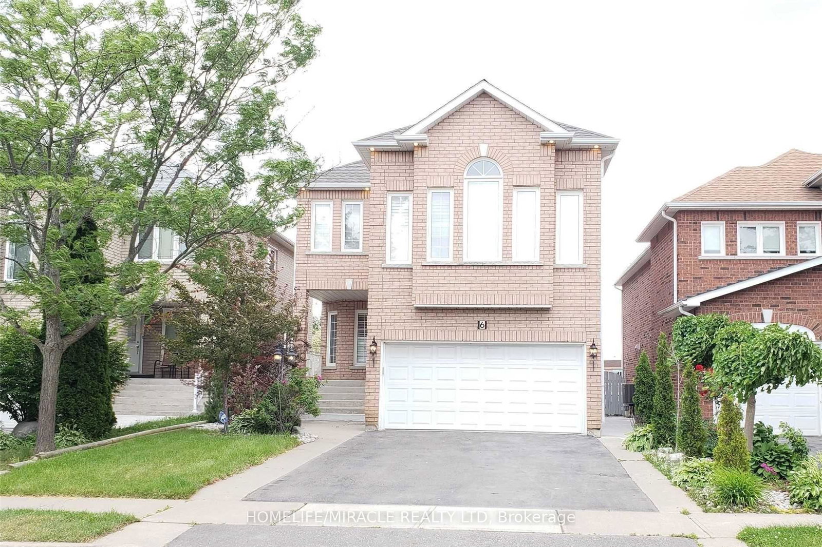 6-sweet-briar-lane-brampton-ontario-w13651224