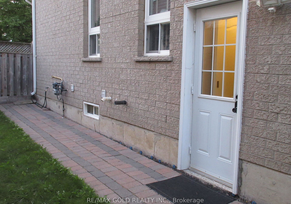 5687-passion-flower-boulevard-mississauga-ontario-w13651248