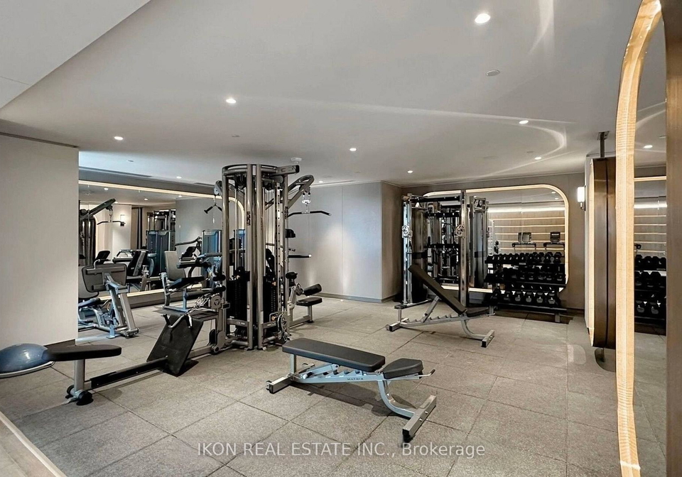1100-sheppard-avenue-w-toronto-york-ontario-w13651362