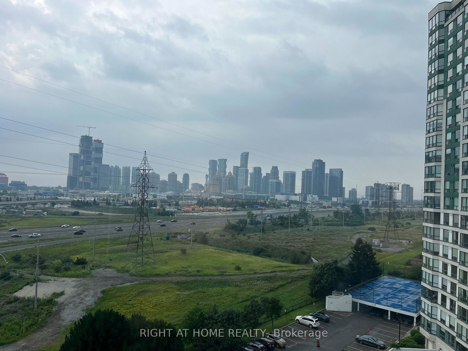 4450-tucana-court-mississauga-ontario-w13651400