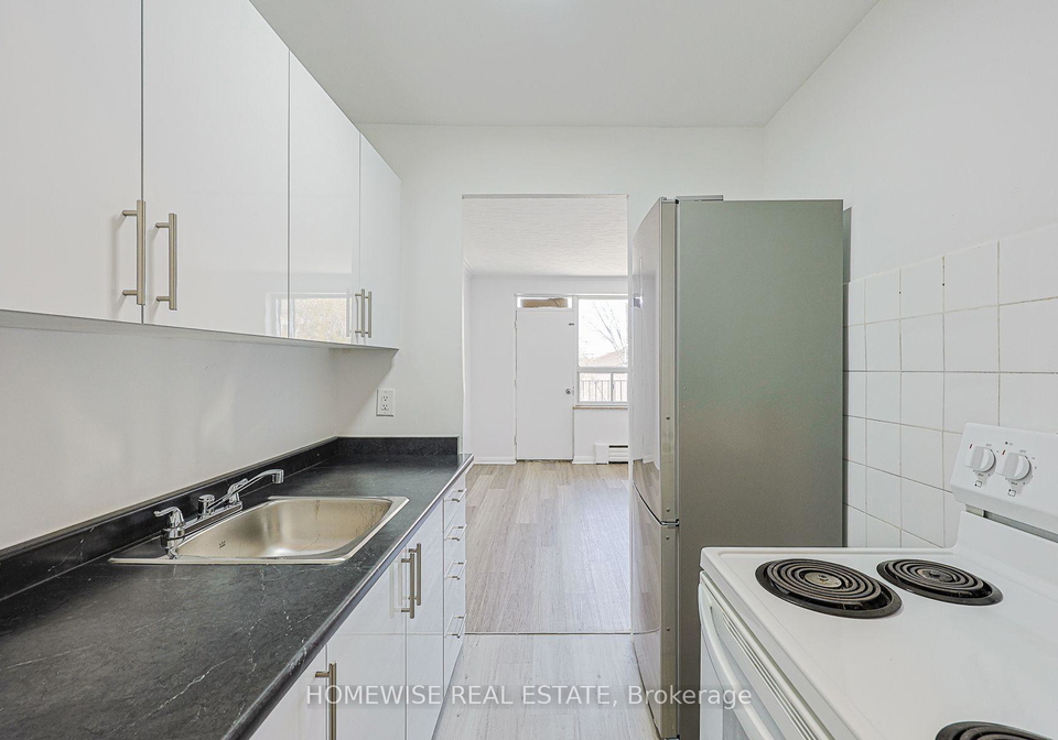 2204-dufferin-street-toronto-toronto-ontario-w13651554