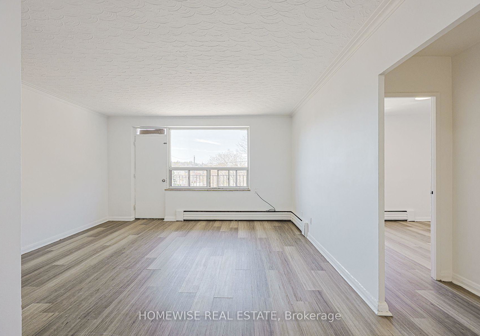 2204-dufferin-street-toronto-toronto-ontario-w13651554