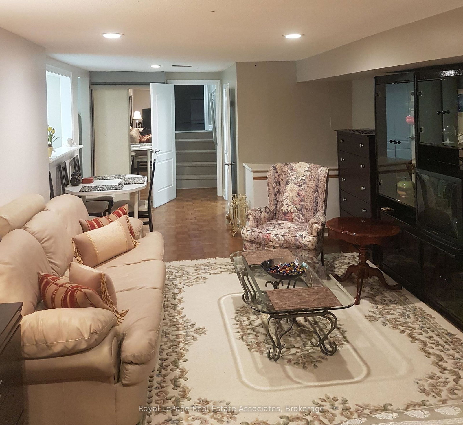 3323-queen-frederica-drive-mississauga-ontario-w13651594