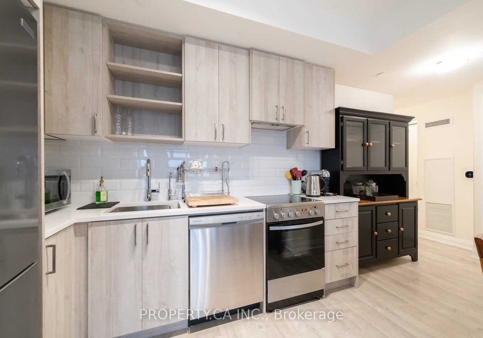 50-george-butchart-drive-toronto-york-ontario-w13651668