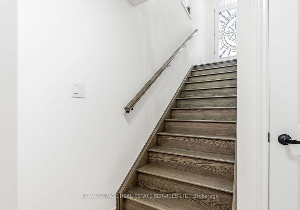 488-parent-place-milton-ontario-w13651694