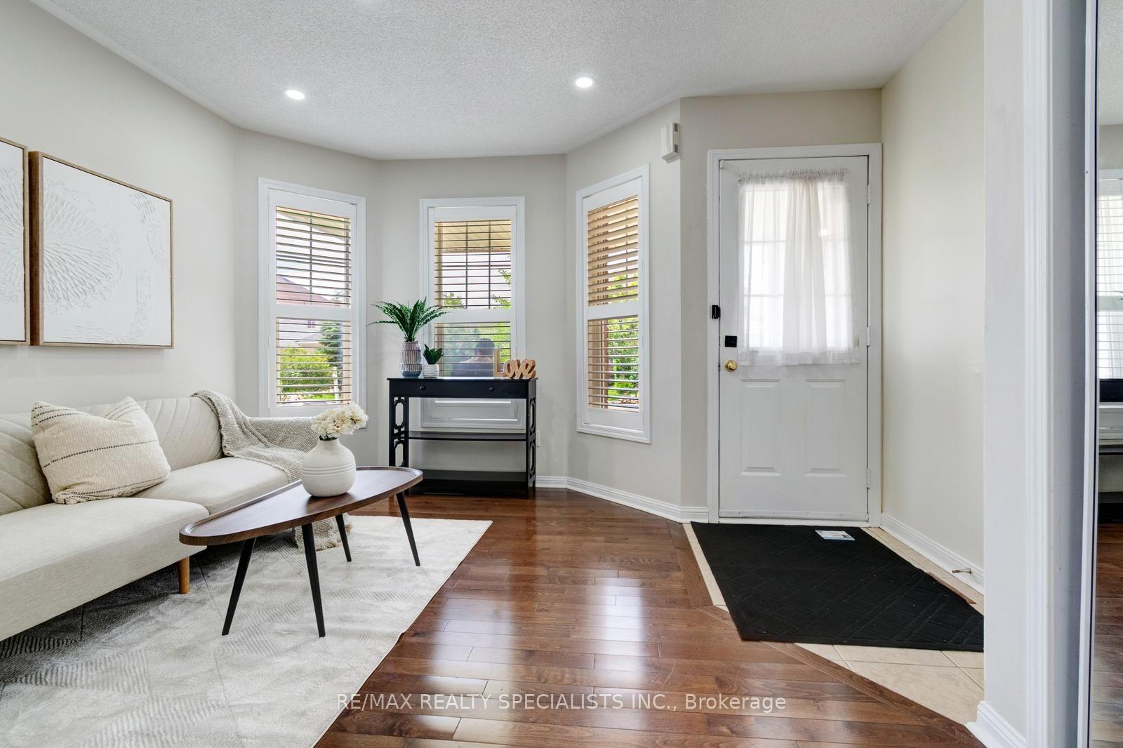 38-sweetwood-circle-brampton-ontario-w13651696
