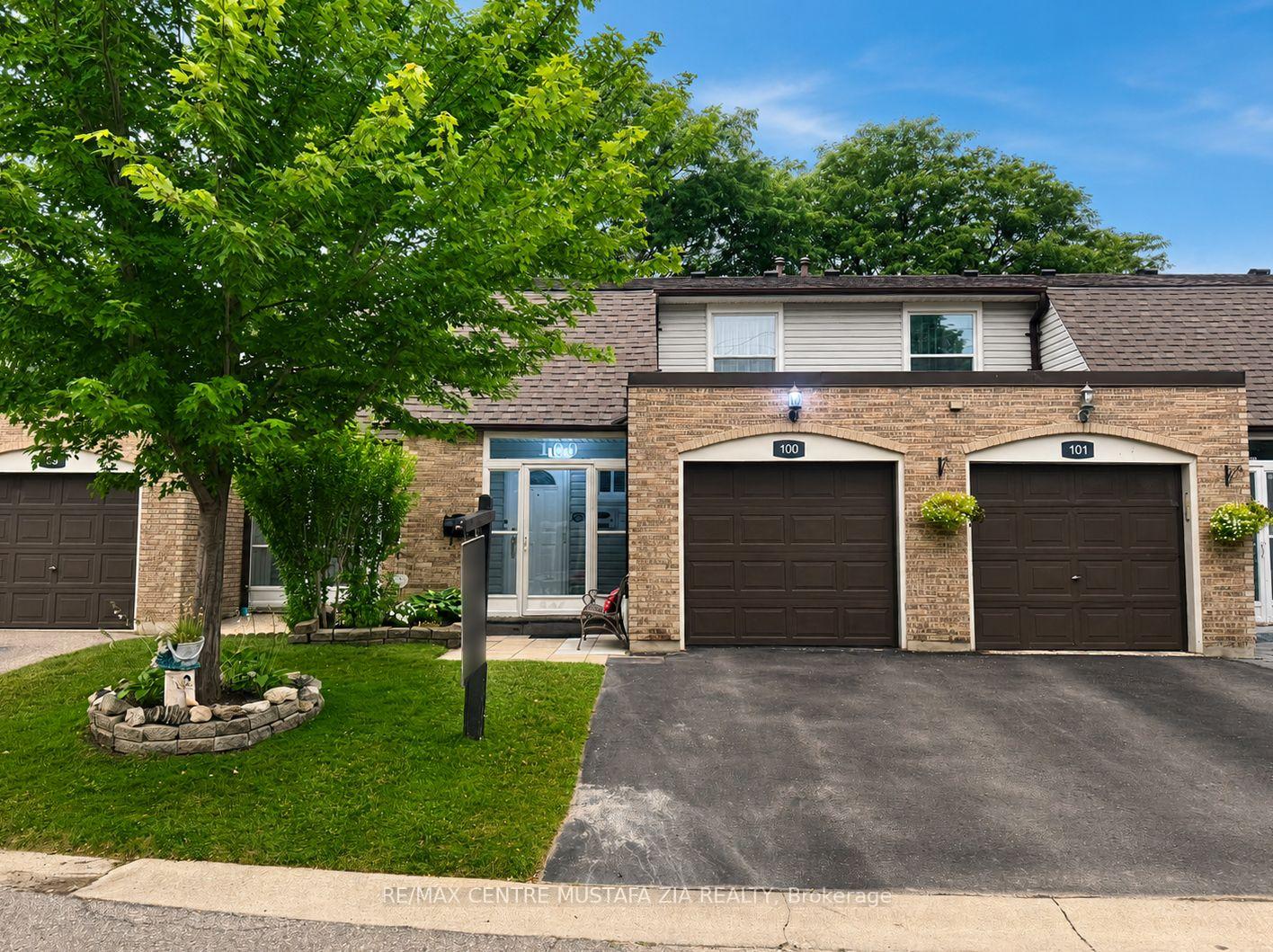 2440-bromsgrove-road-mississauga-ontario-w13651726