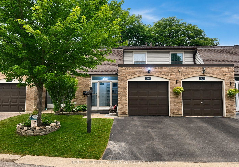 2440-bromsgrove-road-mississauga-ontario-w13651726