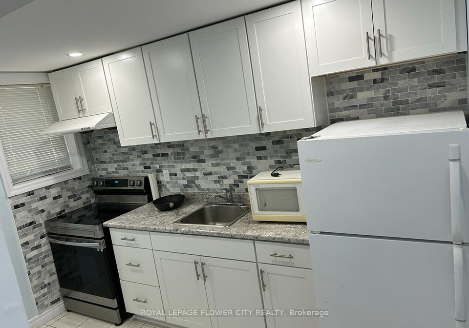 4-lascelles-boulevard-drive-brampton-ontario-w13651742
