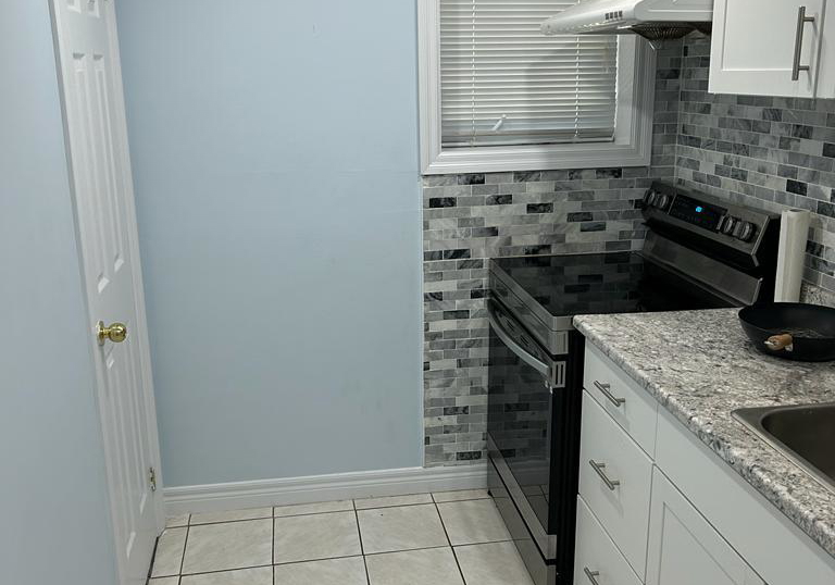 4-lascelles-boulevard-drive-brampton-ontario-w13651742