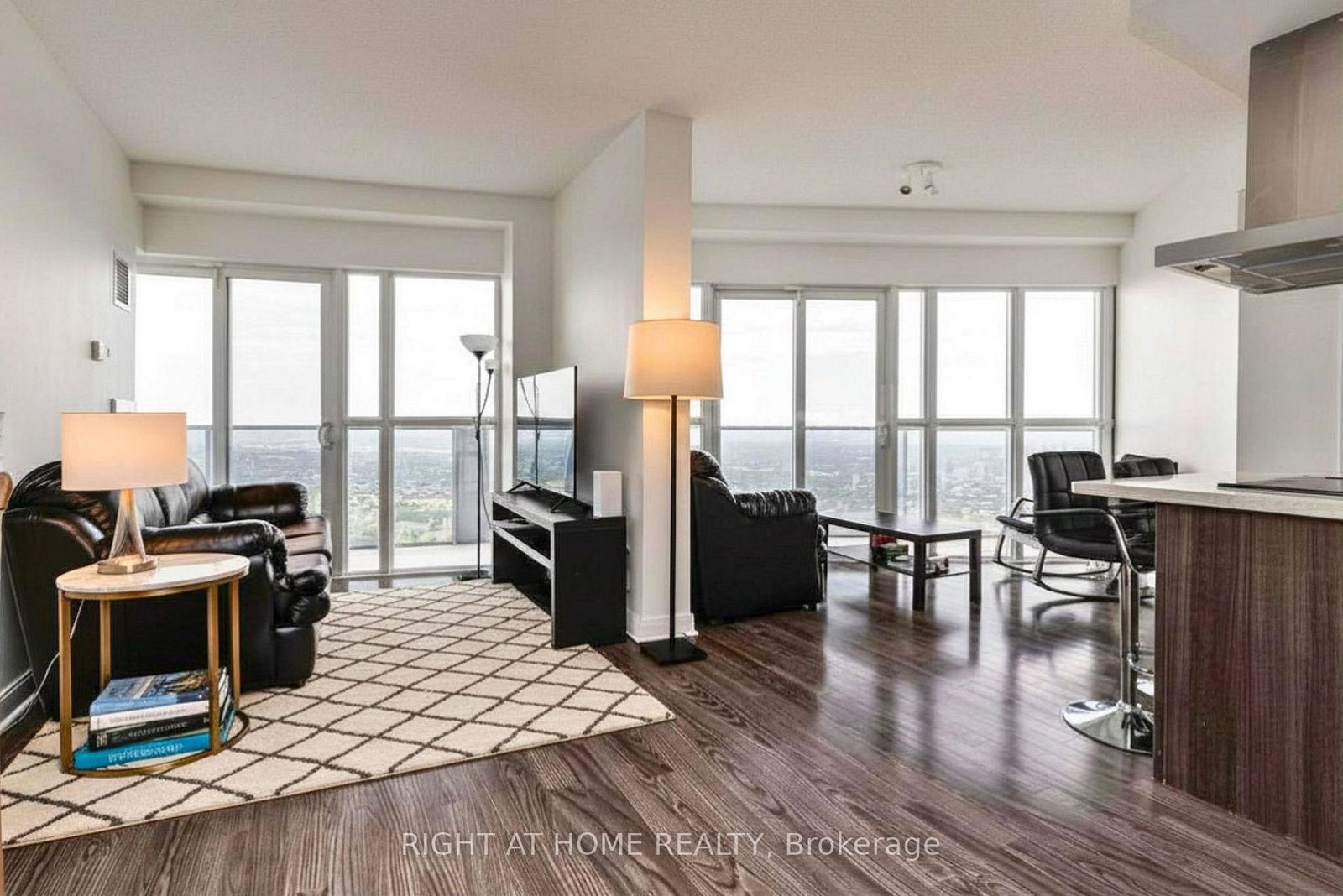 60-absolute-avenue-mississauga-ontario-w13651758