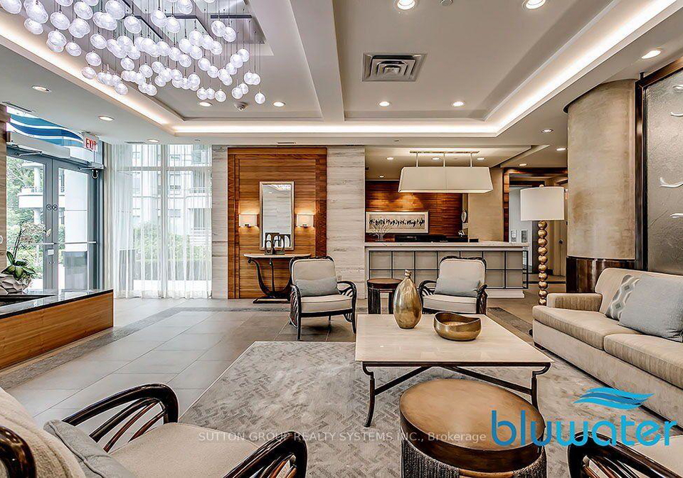 3500-lakeshore-road-w-oakville-ontario-w13651838