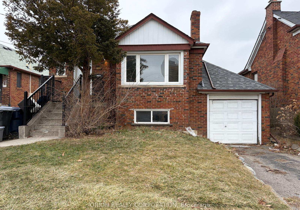 266-viewmount-avenue-toronto-north-york-ontario-w13651904