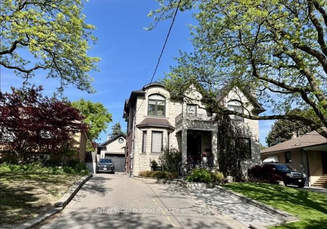 21-flamingo-crescent-toronto-north-york-ontario-w13652084
