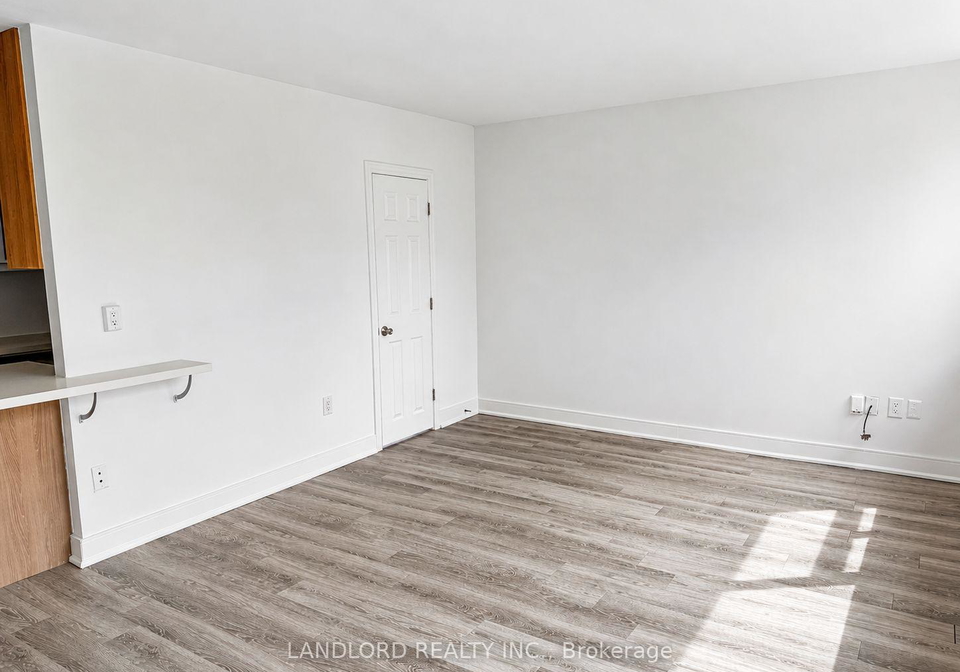 140-springhurst-avenue-toronto-toronto-ontario-w13652194