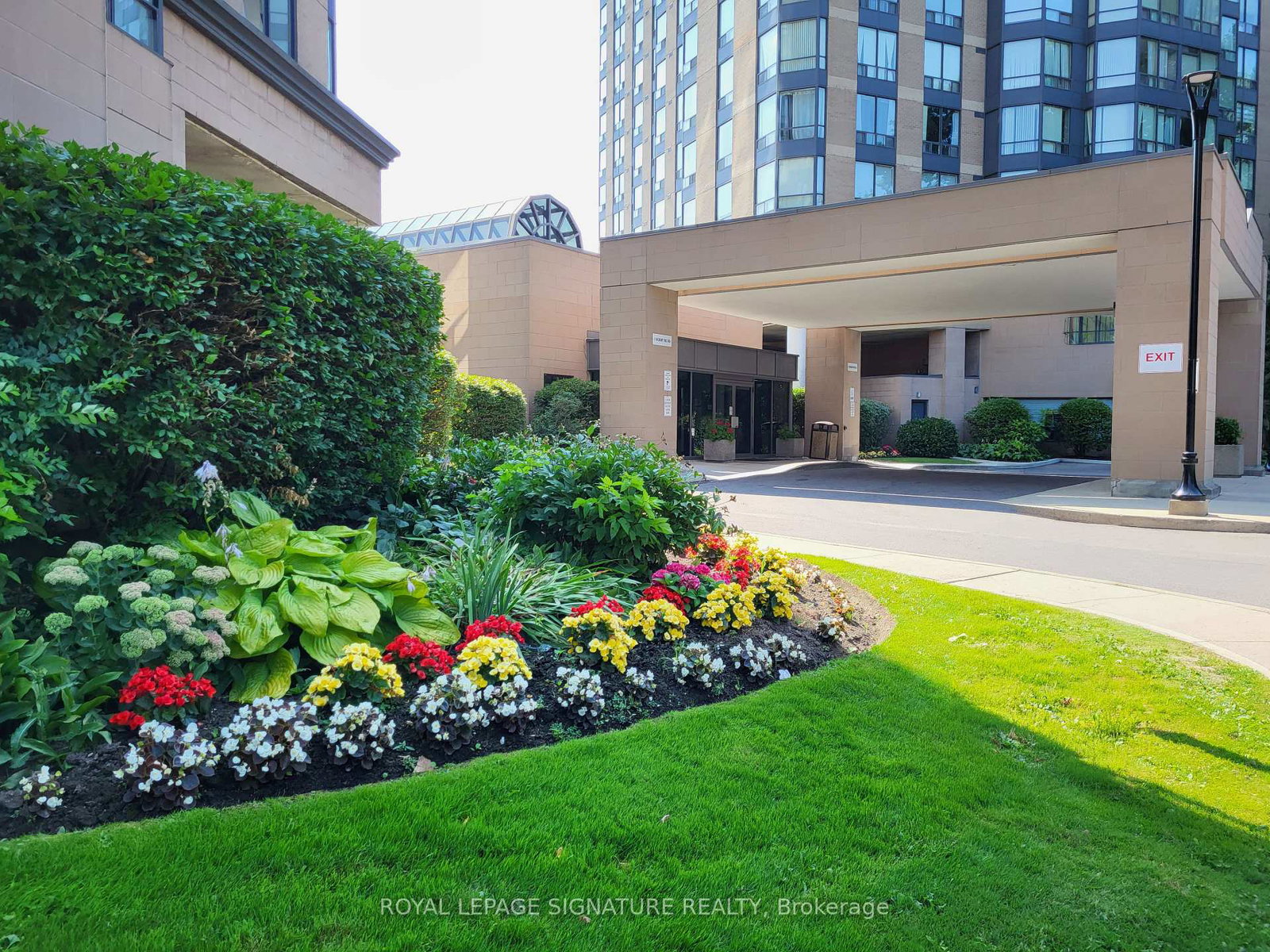 1-hickory-tree-road-toronto-north-york-ontario-w13652228