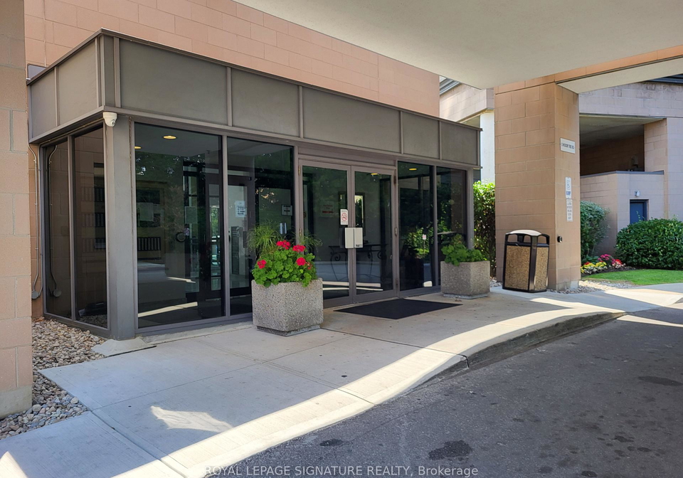 1-hickory-tree-road-toronto-north-york-ontario-w13652228