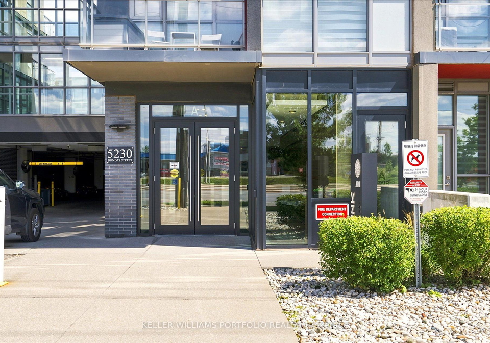 5230-dundas-street-burlington-ontario-w13652302