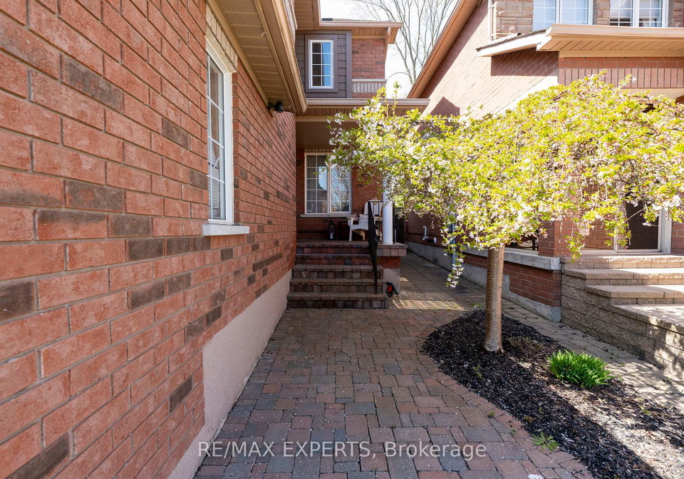 28-crestridge-drive-caledon-ontario-w13652306