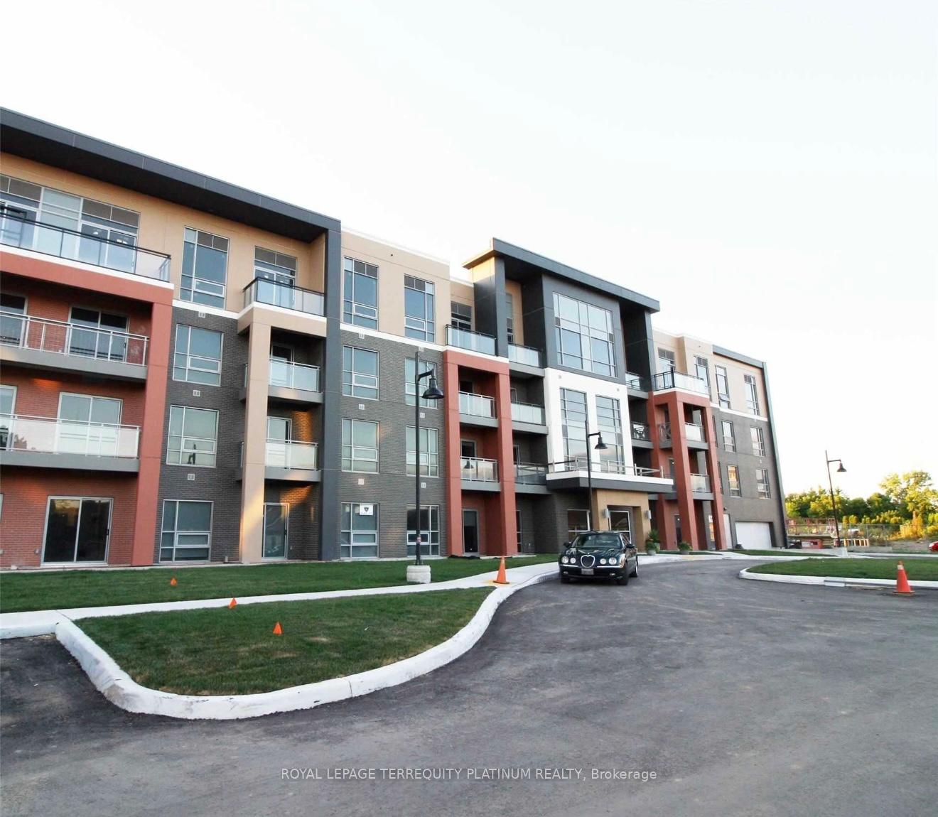 4040-upper-middle-road-burlington-ontario-w13652332