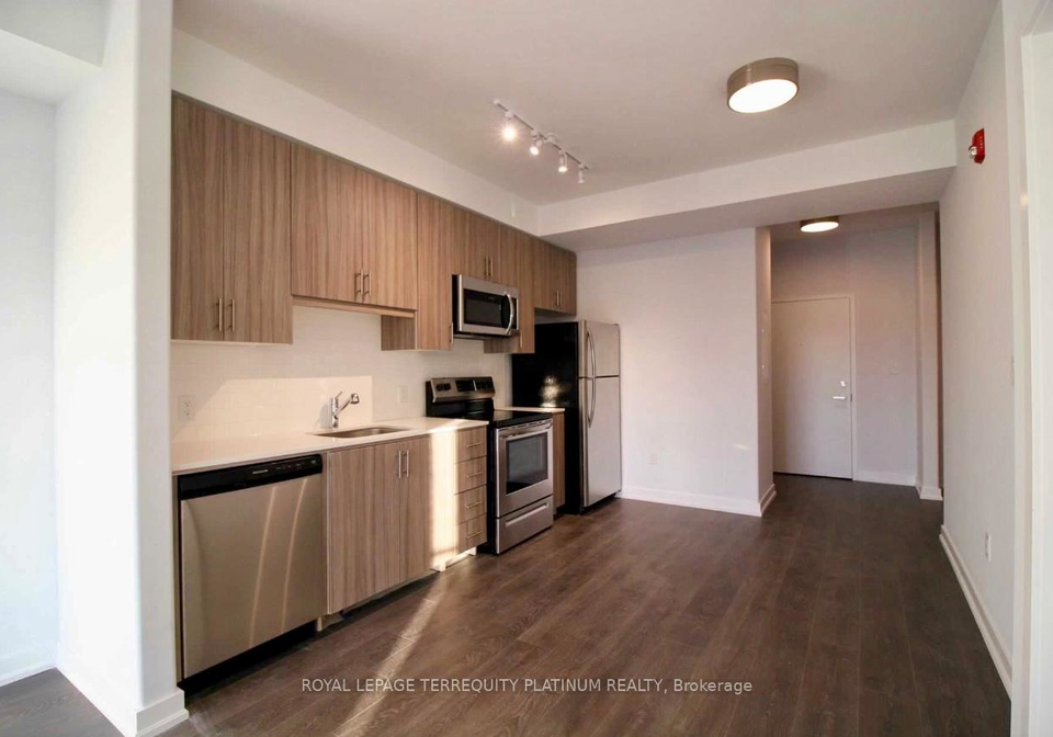4040-upper-middle-road-burlington-ontario-w13652332