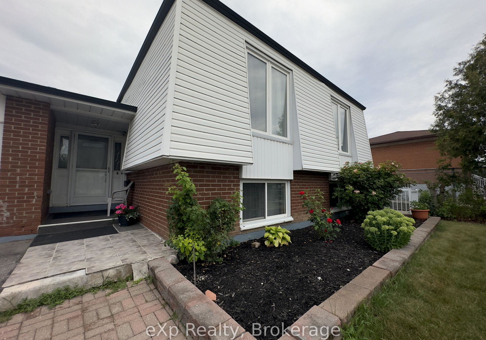 7601-lockington-crescent-mississauga-ontario-w13652368