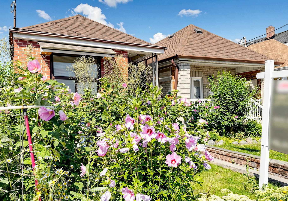 180-gilbert-avenue-toronto-toronto-ontario-w13652468
