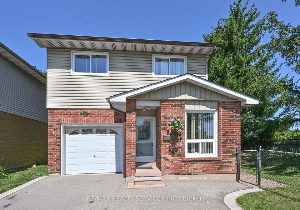 2-lindridge-avenue-brampton-ontario-w13652580
