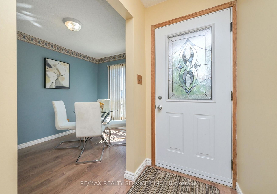 2-lindridge-avenue-brampton-ontario-w13652580