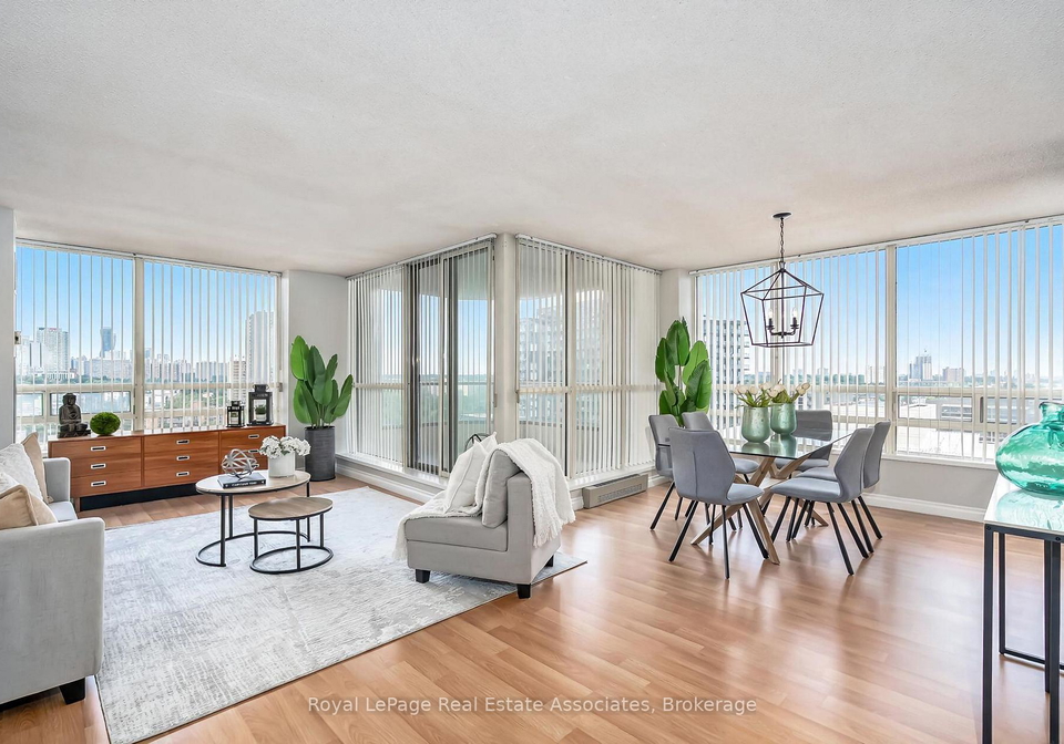 75-king-street-e-mississauga-ontario-w13652670