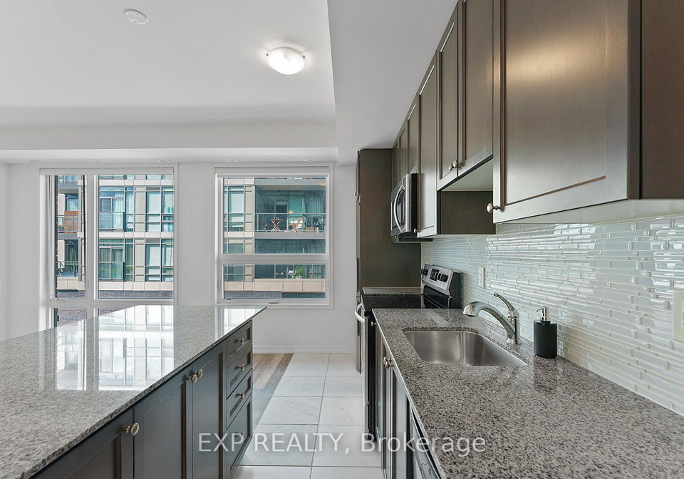 28-fieldway-road-toronto-etobicoke-ontario-w13652748