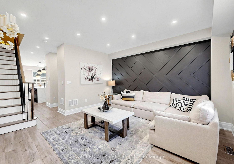 1321-granrock-crescent-mississauga-ontario-w13652762