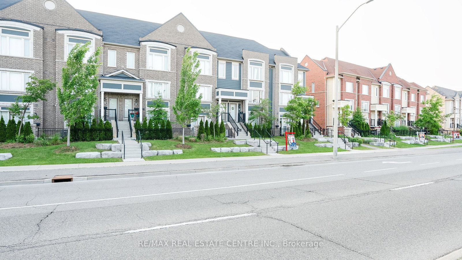 250-sunny-meadow-boulevard-brampton-ontario-w13652874