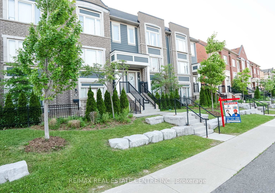 250-sunny-meadow-boulevard-brampton-ontario-w13652874