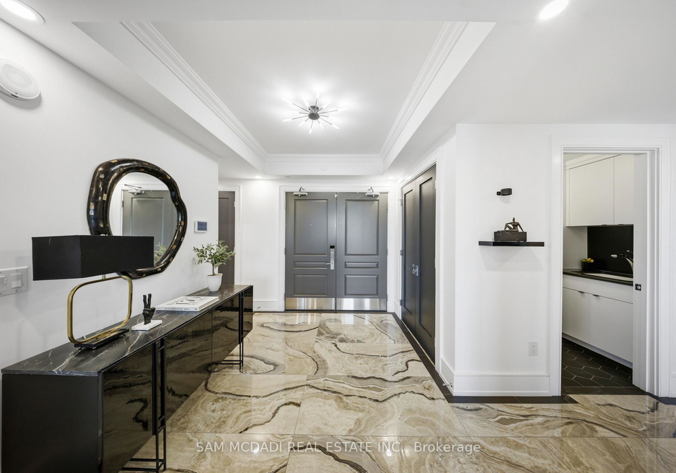 2060-lakeshore-road-burlington-ontario-w13652888