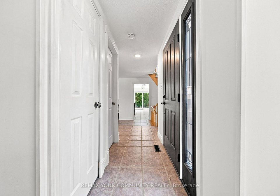 1544-greenbriar-drive-oakville-ontario-w13653008
