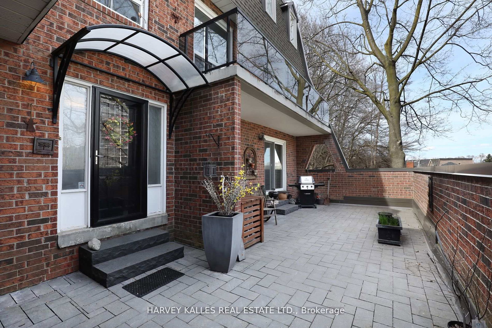 18-la-rose-avenue-toronto-etobicoke-ontario-w13653024