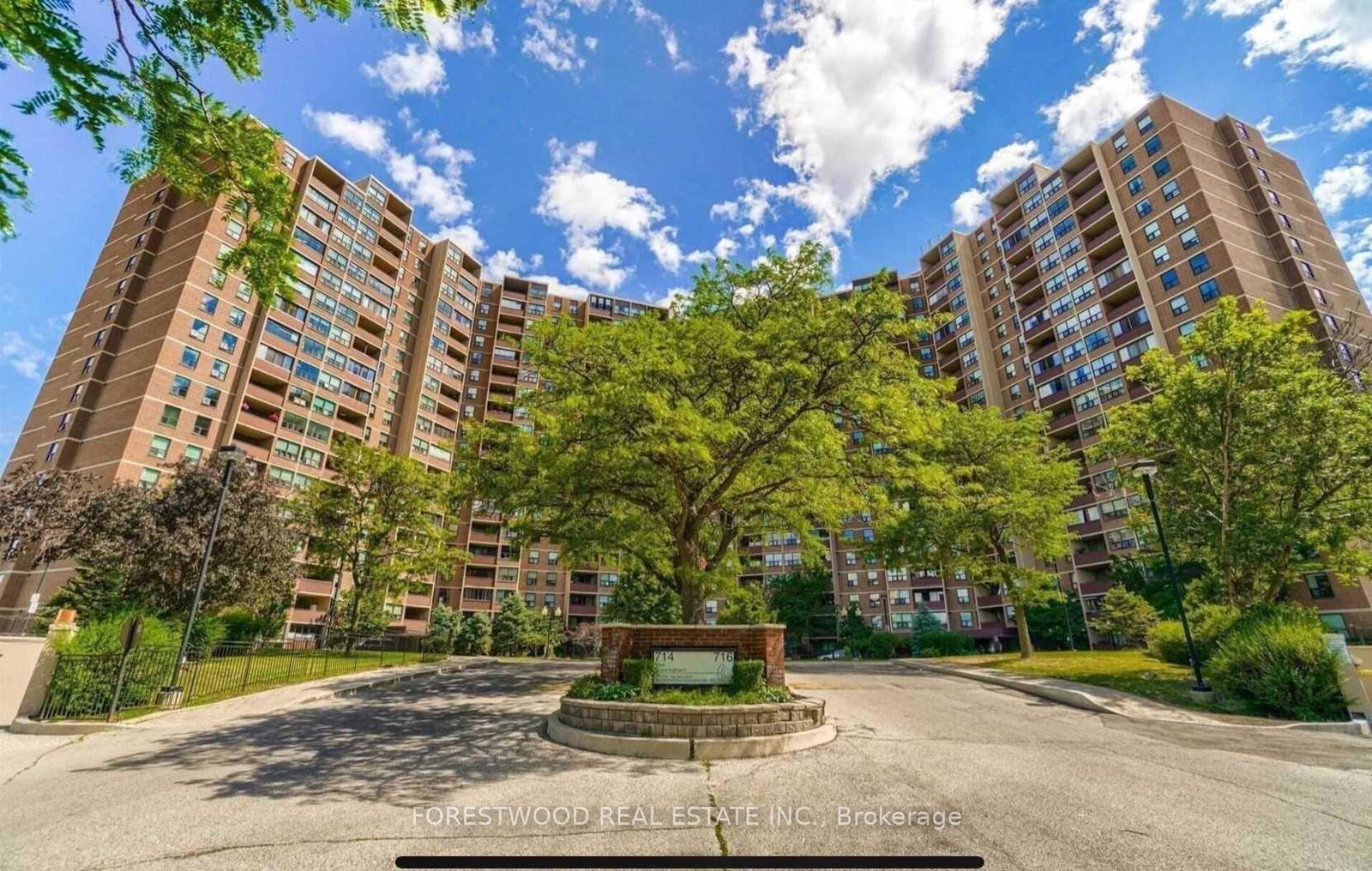 716-the-west-mall-street-w-toronto-etobicoke-ontario-w13653064