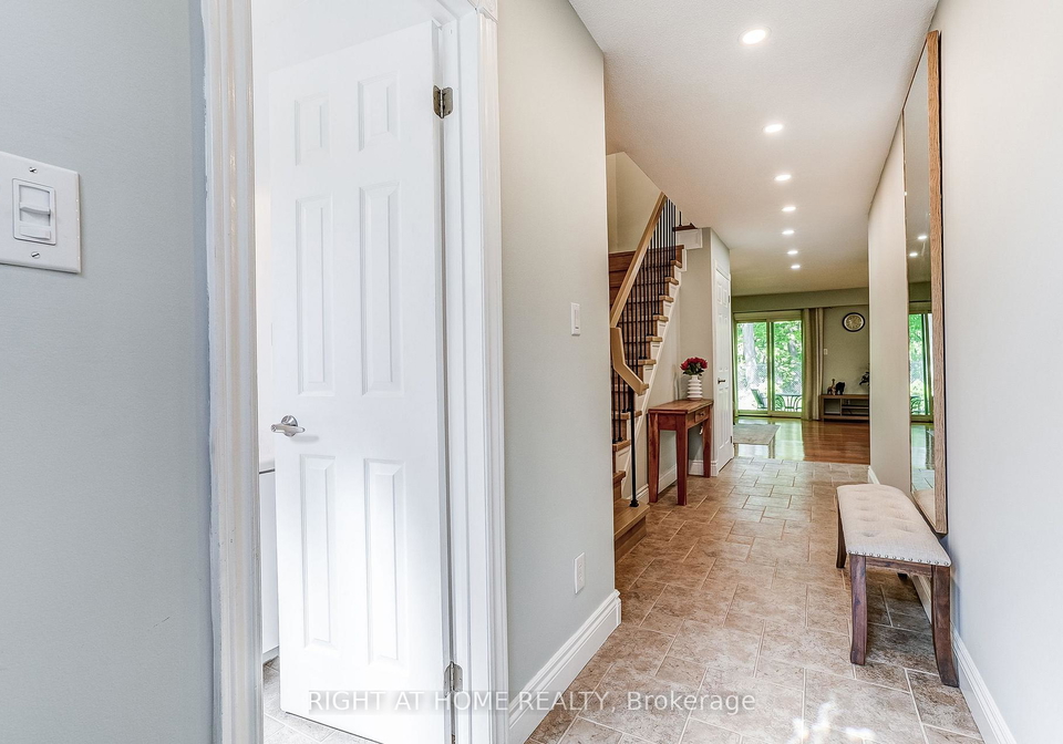 2120-rathburn-road-e-mississauga-ontario-w13653206