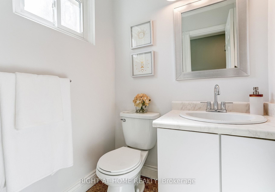 2120-rathburn-road-e-mississauga-ontario-w13653206