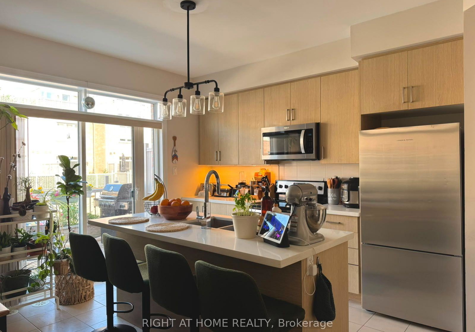 31-edward-horton-crescent-toronto-etobicoke-ontario-w13653372