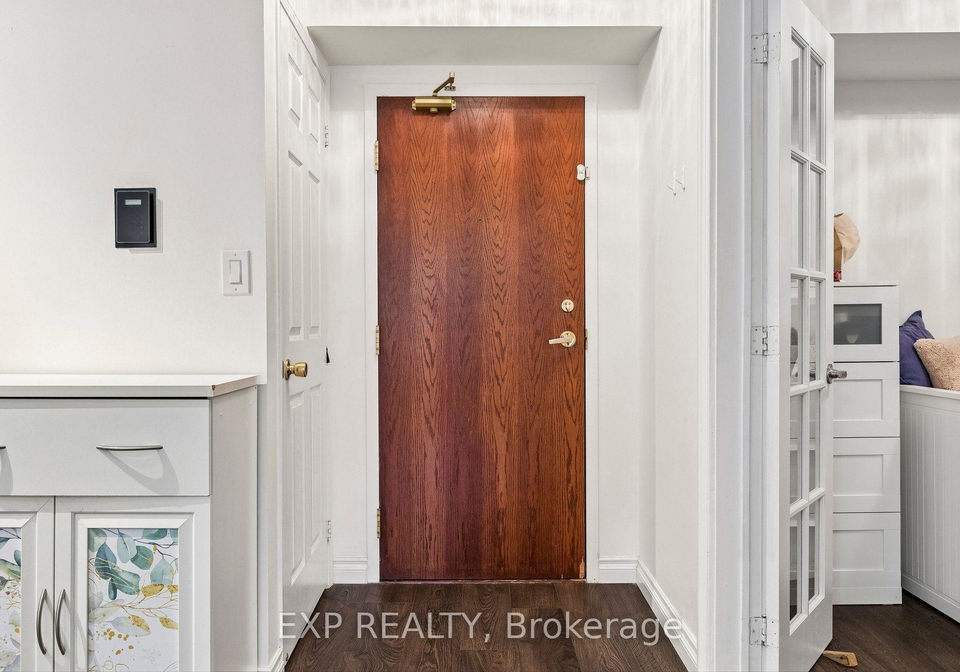 190-manitoba-street-toronto-etobicoke-ontario-w13653392
